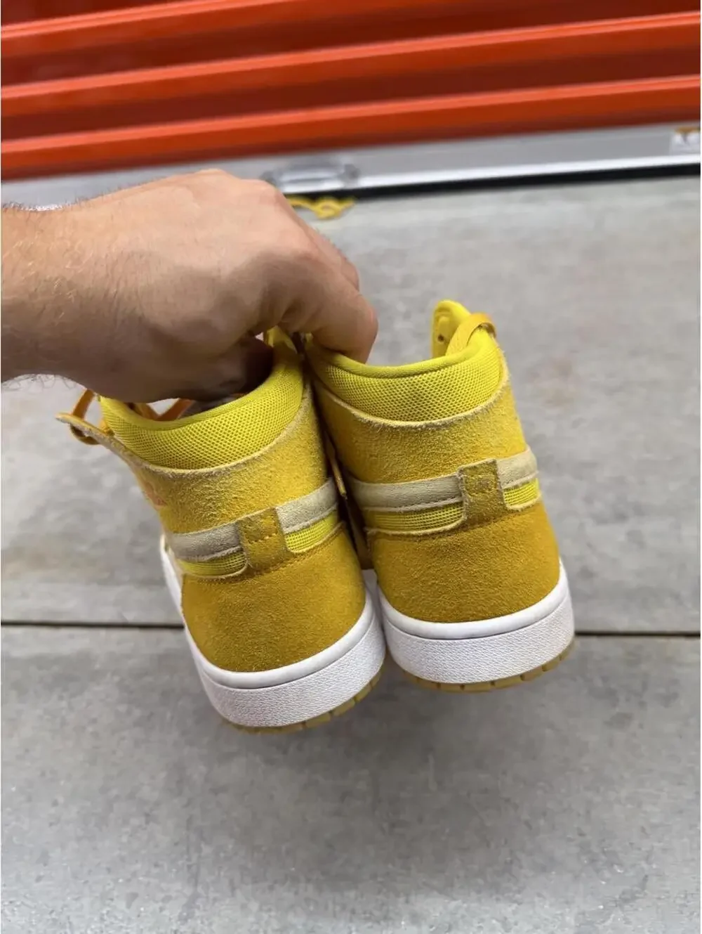 nike air jordan 1 high zoom air cmft 2 yellow ochre basketball shoes 8 WOMENS